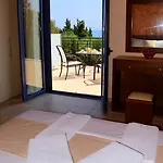 Nostos Koróni